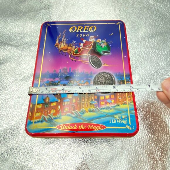 VTG Christmas Oreo Collectible Tin Container 1995 Santa Claus Unlock The Magic - Picture 13 of 15